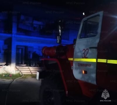 В селе Калужской области горела входная дверь