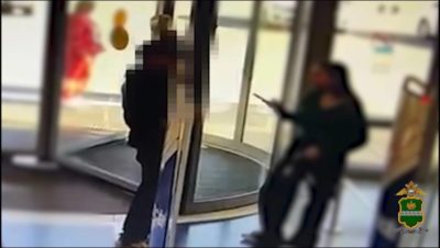 Калужанин попытался украсть кроссовки на 11 тысяч рублей Калужанин попытался украсть кроссовки на 11 тысяч рублей