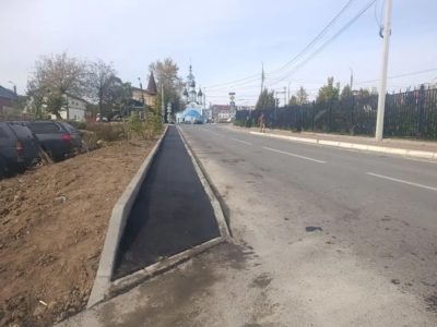 На улицу Достоевского вернулся тротуар