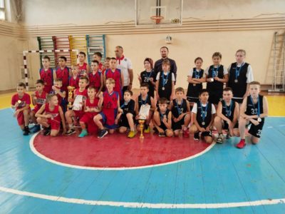 В Калуге прошел турнир по баскетболу «Золотая осень»