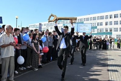 Калужская область попала в топ-5 регионов с самым высоким средним баллом по ЕГЭ