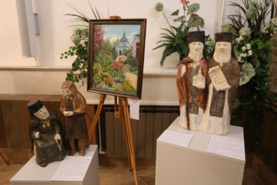 В Оптиной пустыни открылась выставка Заслуженного художника России Наталии Овсиенко 