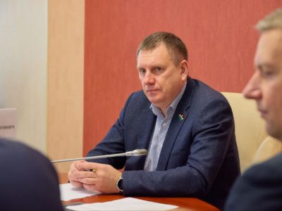 Депутаты Законодательного Собрания обсудили вопросы контроля за исполнением закона «о наливайках»