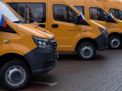 Калужская область получила еще 37 школьных автобусов
