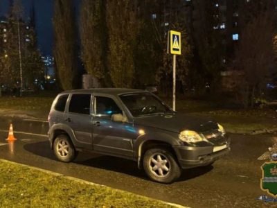 На Правом берегу сбили 57-летнюю женщину