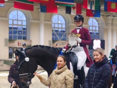 Калужские наездницы привезли медальный комплект с международного турнира