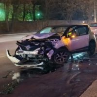 На Глаголева пострадало несколько человек при столкновении двух иномарок На Глаголева пострадало несколько человек при столкновении двух иномарок