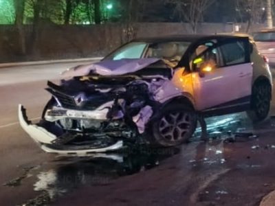 На Глаголева пострадало несколько человек при столкновении двух иномарок