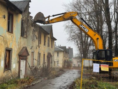 В Калуге начался снос еще одного дома