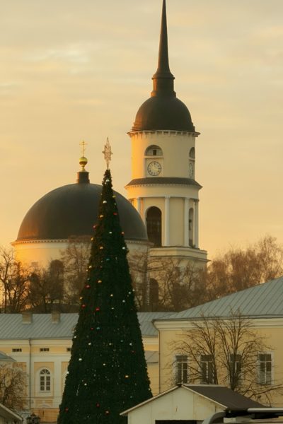 Игрушки для елок Калуги задержались в пути из-за повышенного спроса на новогодние украшения