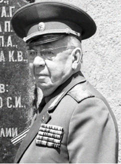 Человек долга и чести Человек долга и чести