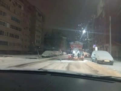 За ночь на дороги и тротуары Калуги высыпано более 530 тонн реагентов