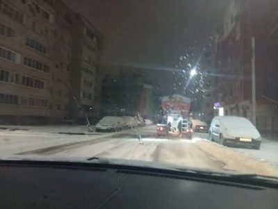 За ночь на дороги и тротуары Калуги высыпано более 530 тонн реагентов