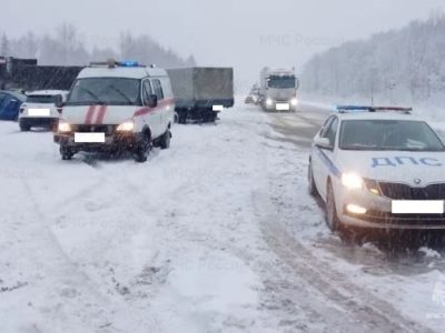 56-летнего пешехода сбил «паровозик» из трех машин