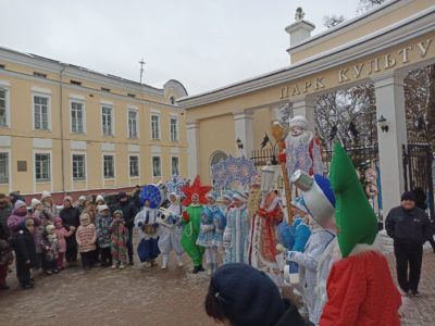 Калужский Дед Мороз прибыл в свою резиденцию Калужский Дед Мороз прибыл в свою резиденцию