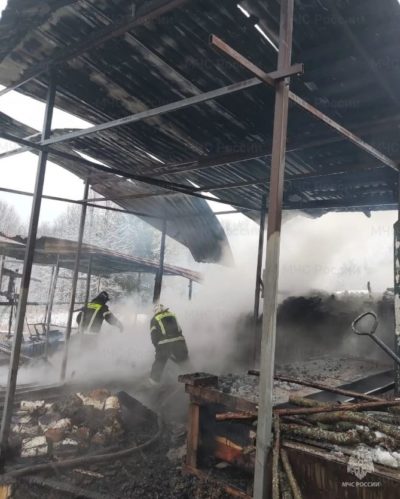 Пенсионер получил ожоги во время пожара