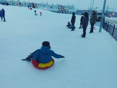 Зимние каникулы радуют снегом 