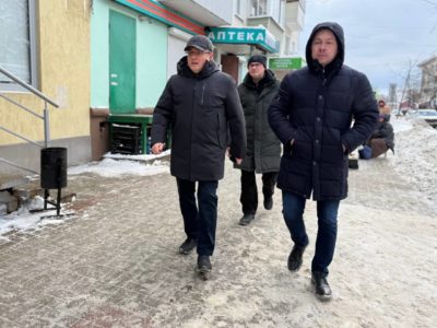 Дмитрий Денисов поручил усилить уборку снега