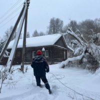 Калужские энергетики восстановили электроснабжение после снегопада