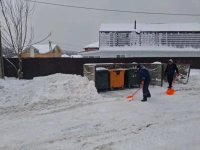 За день в Калуге вывезли мусор с 46 контейнерных площадок