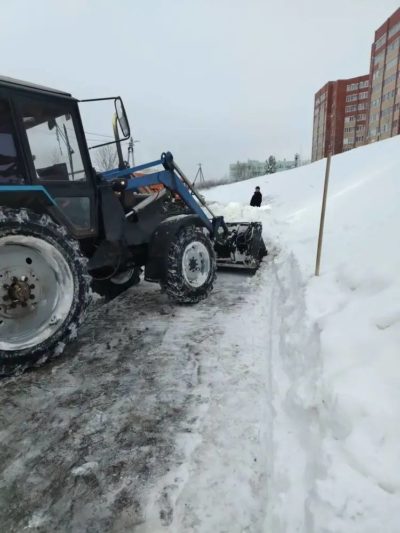 Калужан попросили убрать машины с трех улиц Калужан попросили убрать машины с трех улиц