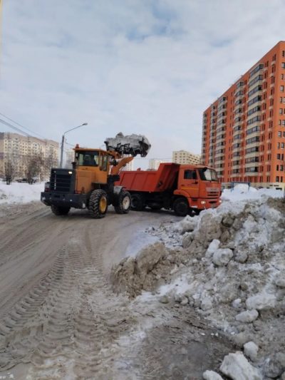 За сутки с калужских улиц вывезено 10 565 кубометров снега За сутки с калужских улиц вывезено 10 565 кубометров снега