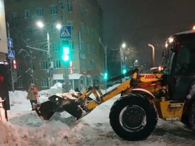Калужан попросили убрать машины с 14 улиц