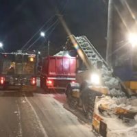 В Калуге продолжают активную уборку снега