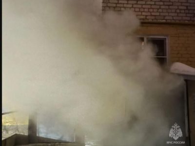 Человек пострадал при пожаре в подвале дома на Дзержинского