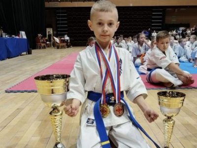 Калужане завоевали медали на турнирах ЦФО по киокусинкай