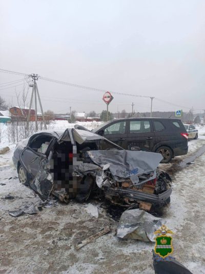 Два человека погибли в ДТП на встречке в Калужской области