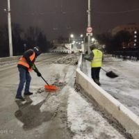 Борьба со снегом в Калуге идет полным ходом Борьба со снегом в Калуге идет полным ходом