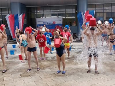 Калужан пригласили окатиться водой из ведра