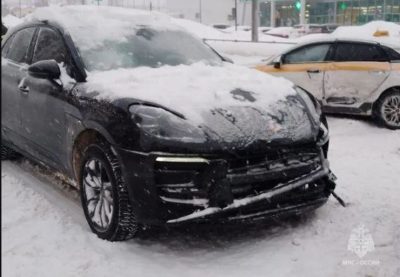 Таксист протаранил Porsche