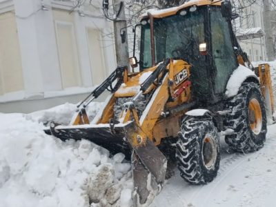 На улицы Калуги высыпали более 800 тонн реагентов