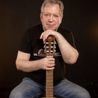 «Мир гитары» – это про жизнь