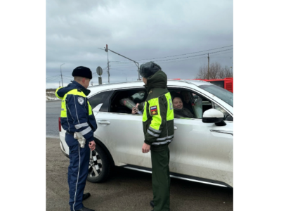 Сотрудники ВАИ поздравили женщин с праздником