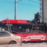 Движение на Правобережье парализовал горящий троллейбус