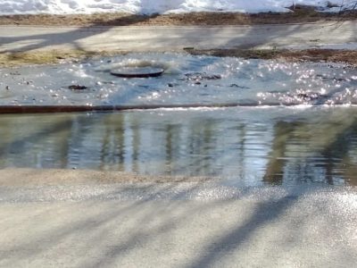 На Правобережье вновь запахло нечистотами На Правобережье вновь запахло нечистотами