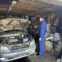 Два человека насмерть отравились угарным газом в гараже