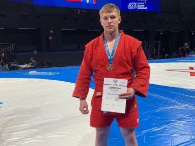 Иван Филимонов взял бронзу на чемпионате России по самбо