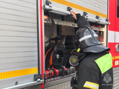 В Калуге загорелся гараж