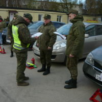 Сотрудники ВАИ провели занятия для военных водителей