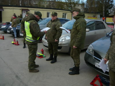 Сотрудники ВАИ провели занятия для военных водителей