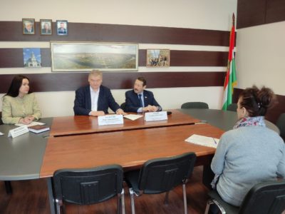 Геннадий Скляр и  Олег Калугин провели совместный прием граждан