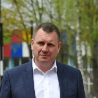 Геннадий Новосельцев поздравил жителей Калужской области с праздником Весны и Труда
