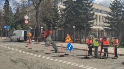 На Набережной улице началась реконструкция канализационного коллектора