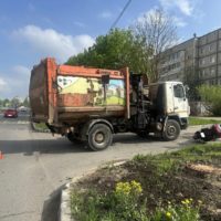 Мусоровоз сбил мотоциклиста