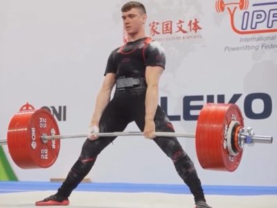 Калужский пауэрлифтер установил мировой рекорд на чемпионате Азии