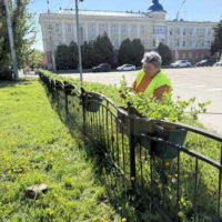 Дмитрий Денисов пообещал губернатору добавить цветов Калуге